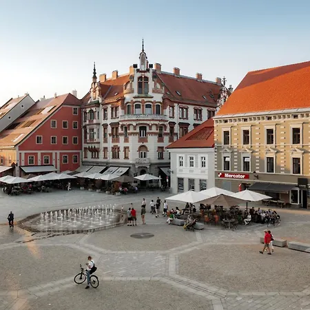 Main Square & Apartment Maribor